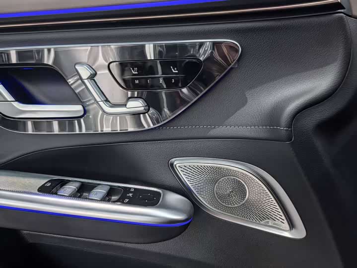 Mercedes-Benz EQE SUV 2024 2024款 500 4MATIC 豪华版