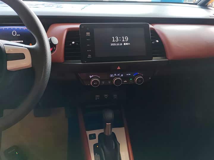 Honda Life 2021 2021款 1.5L CVT CRO-S乐趣版