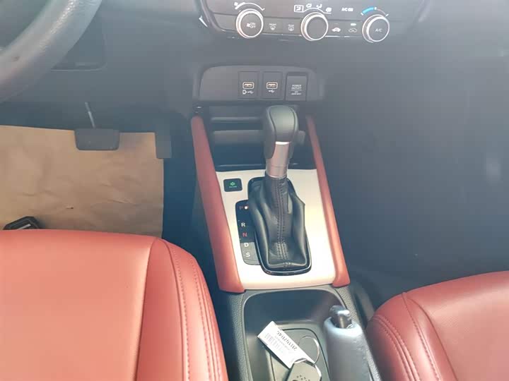 Honda Life 2021 2021款 1.5L CVT CRO-S乐趣版