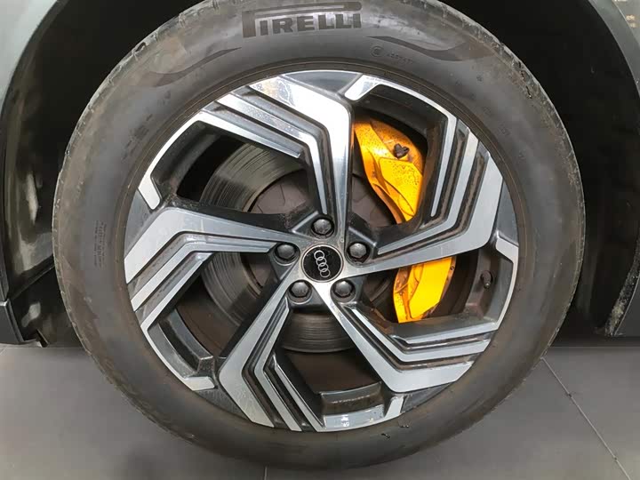 Audi e-tron 2021 2021款 50 quattro 臻选型