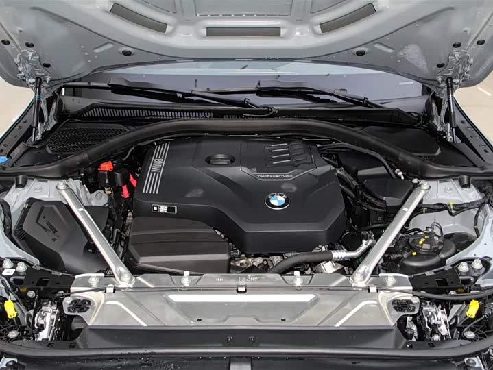 BMW 4 Series 2024 2024款 425i 敞篷M运动套装