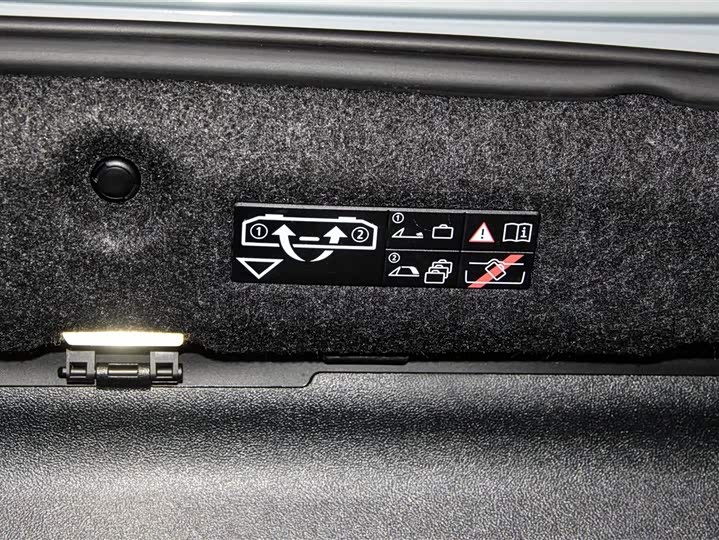 BMW 4 Series 2024 2024款 425i 敞篷M运动套装