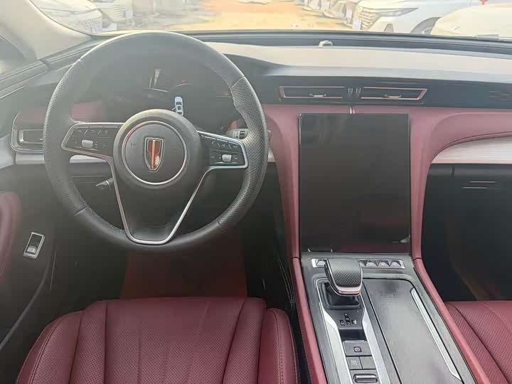 Hongqi H5 2025 2025款 2.0T 自动玄影版