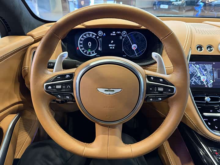 Aston Martin DBX 2022 2022款 3.0T STRAIGHT-SIX