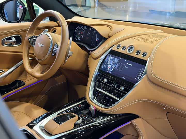 Aston Martin DBX 2022 2022款 3.0T STRAIGHT-SIX