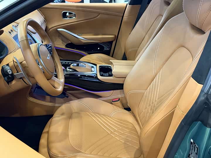 Aston Martin DBX 2022 2022款 3.0T STRAIGHT-SIX