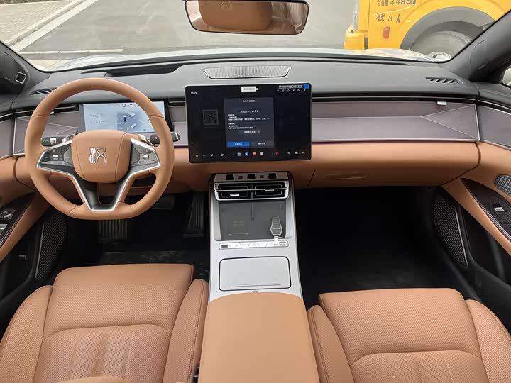 BYD Han L 2025 2025款 DM-i 200KM激光雷达旗舰型