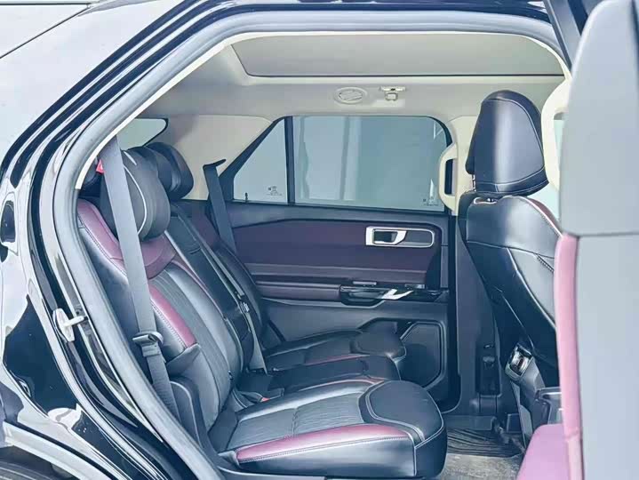 Ford Explorer 2023 2023款 EcoBoost 285 四驱钛金版 7座