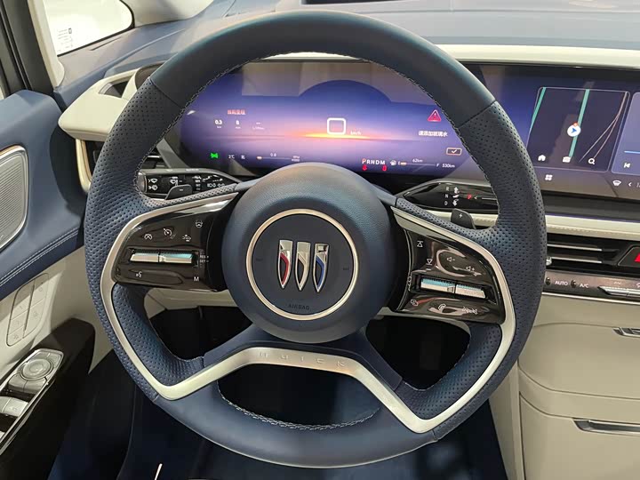 Buick GL8 Century 2025 2025款 2.0T 六座蕴世版