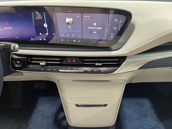 Buick GL8 Century 2025 2025款 2.0T 六座蕴世版