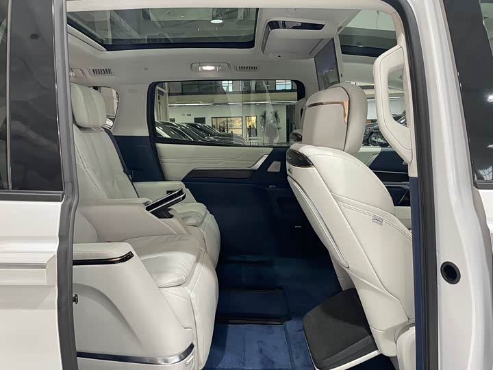 Buick GL8 Century 2025 2025款 2.0T 六座蕴世版