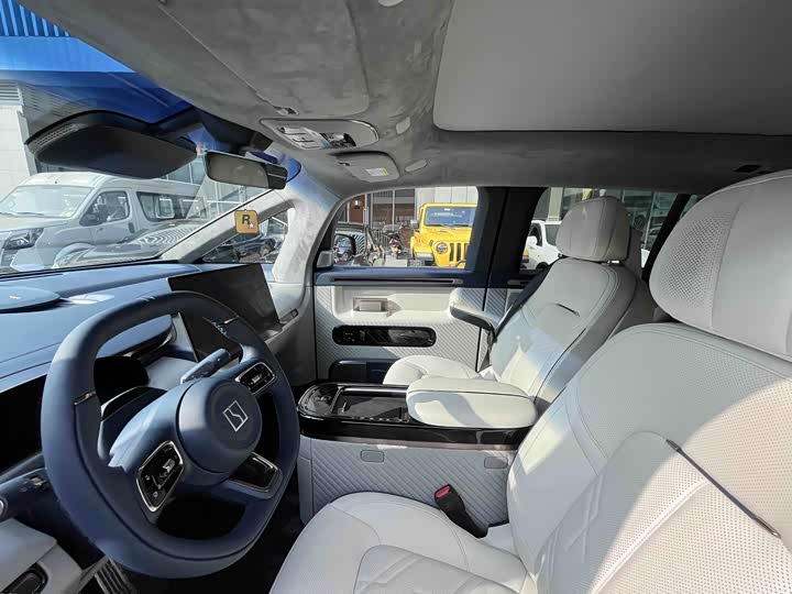 Zeekr Mix 2025 2025款 长续航智驾版