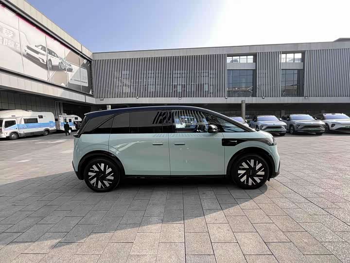 Zeekr Mix 2025 2025款 长续航智驾版