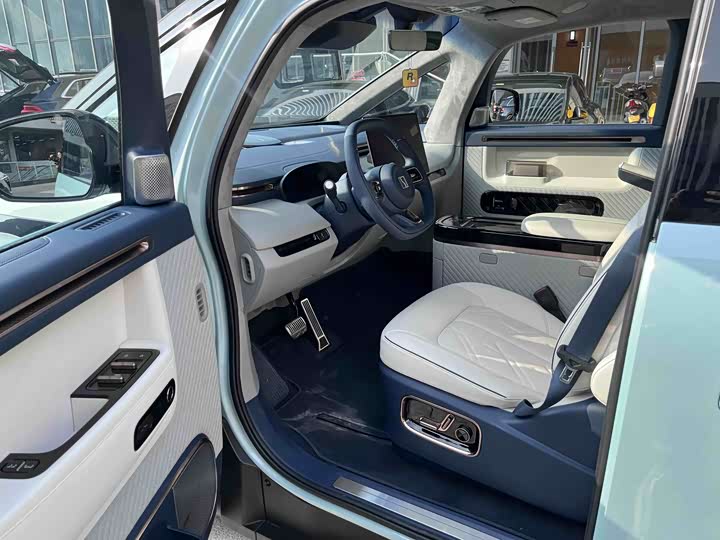 Zeekr Mix 2025 2025款 长续航智驾版