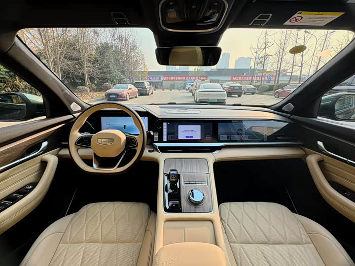 Geely Monjaro 2025 2025款 东方曜 2.0TD 自动四驱望月版