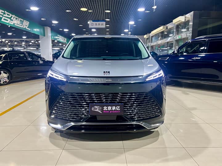 Buick GL8 Century 2025 2025款 2.0T 四座私享版