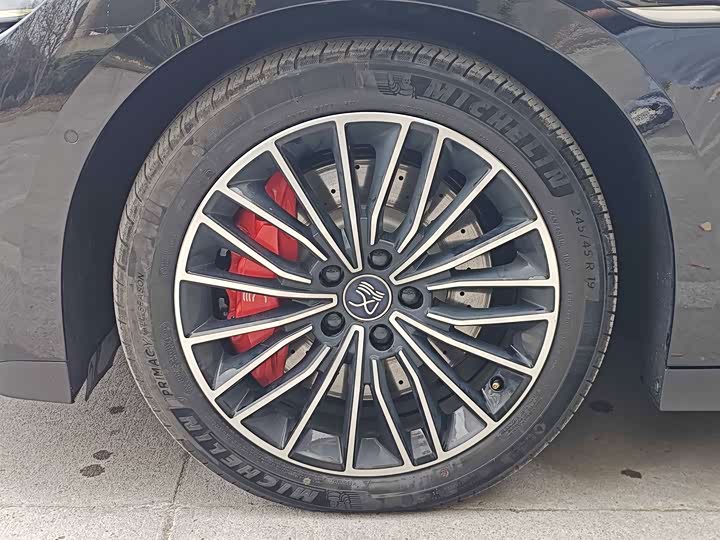 BYD Han 2025 2025款 EV 智驾版 701KM激光雷达旗舰型