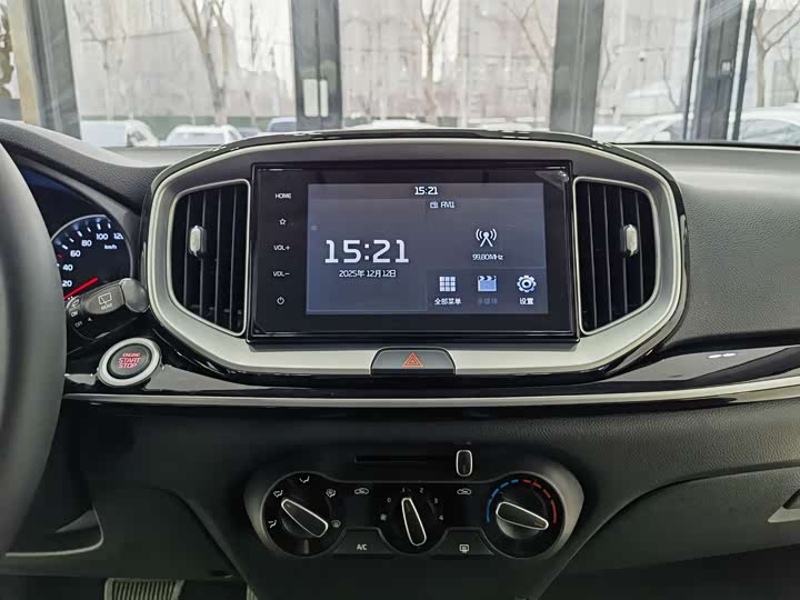 Kia KX1 2021 2021款 1.4L 自动趣享版