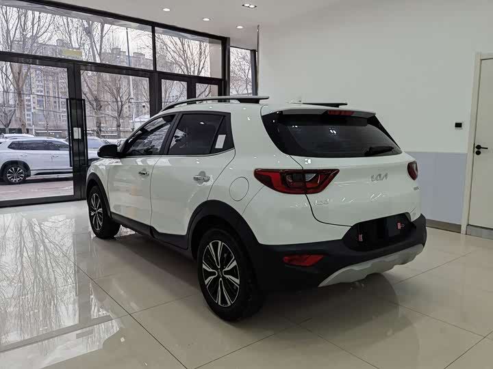 Kia KX1 2021 2021款 1.4L 自动趣享版