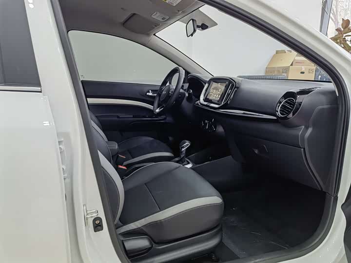 Kia KX1 2021 2021款 1.4L 自动趣享版