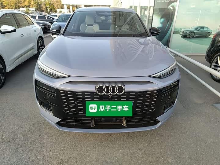Audi Q6L e-tron 2026 2026款 首发领航版
