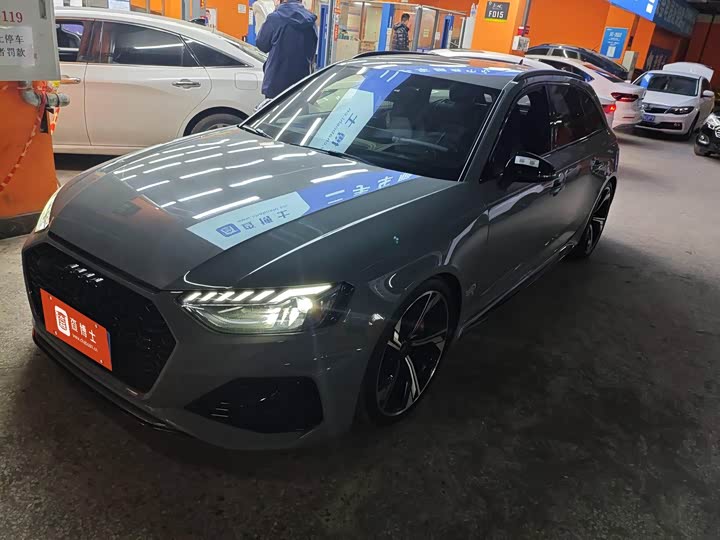 Audi RS 4 2022 2022款 RS4 Avant 黑曜版
