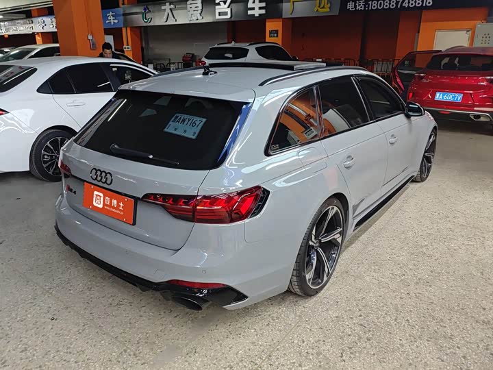 Audi RS 4 2022 2022款 RS4 Avant 黑曜版