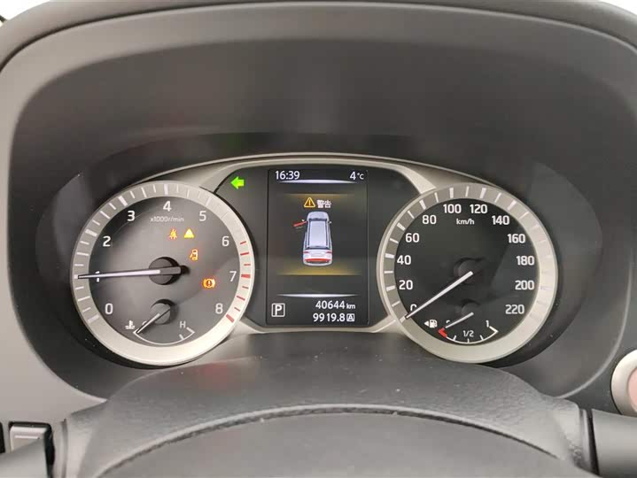 Nissan Terra 2020 2020款 2.5L XL Upper 自动两驱豪华版