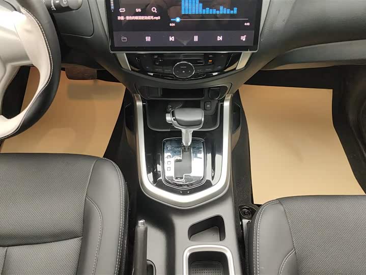 Nissan Terra 2020 2020款 2.5L XL Upper 自动两驱豪华版