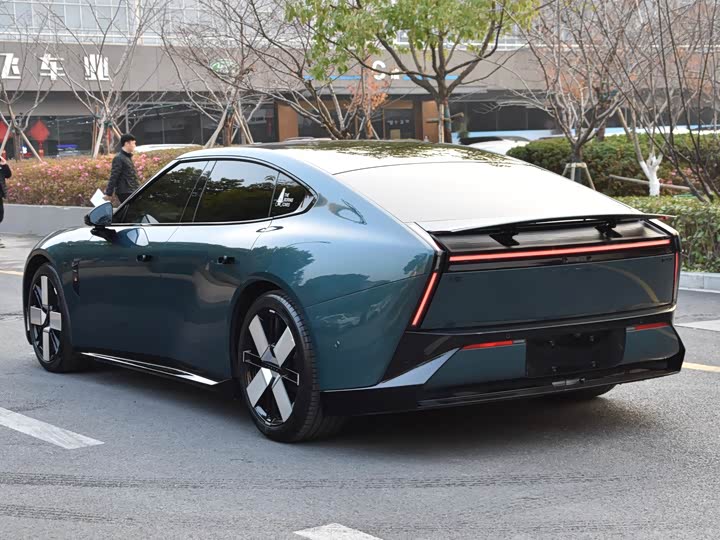 XPeng P7 2025 2025款 750 四驱高性能 Ultra