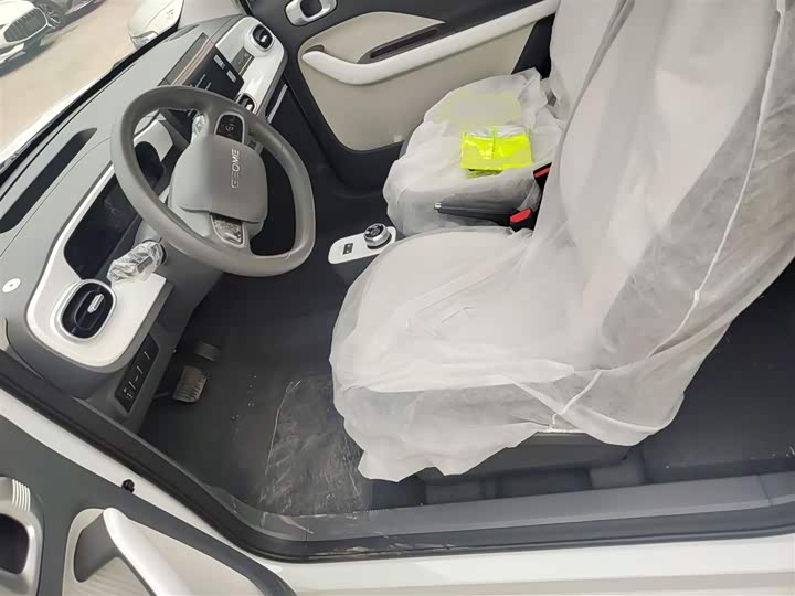 Geely Galaxy Panda Mini 2025 2025款 熊猫mini 210km 元气熊