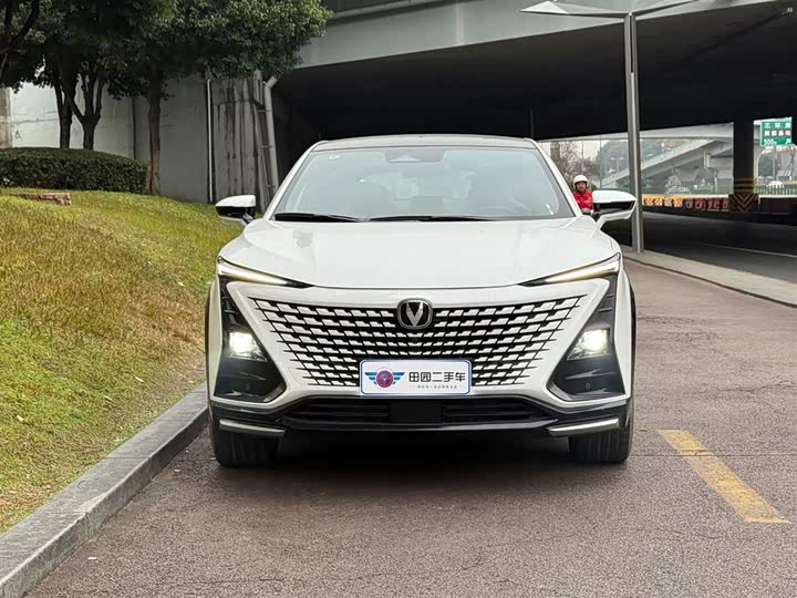 Changan UNI-T 2023 2023款 第二代 1.5T 尊贵型