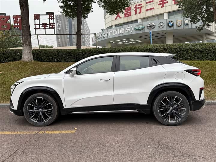 Changan UNI-T 2023 2023款 第二代 1.5T 尊贵型