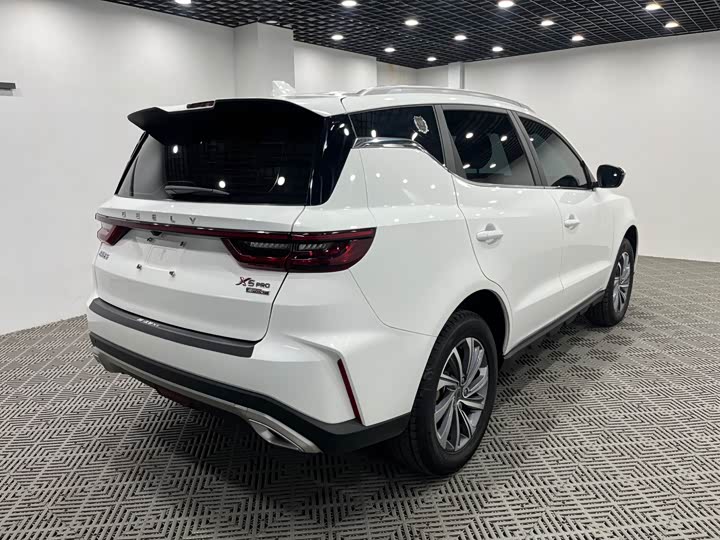 Geely Vision X6 2021 2021款 PRO 1.4T 自动尊贵型