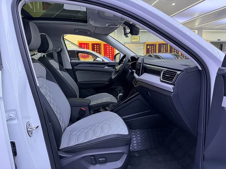 Volkswagen Tayron 2025 2025款 众享款 300TSI