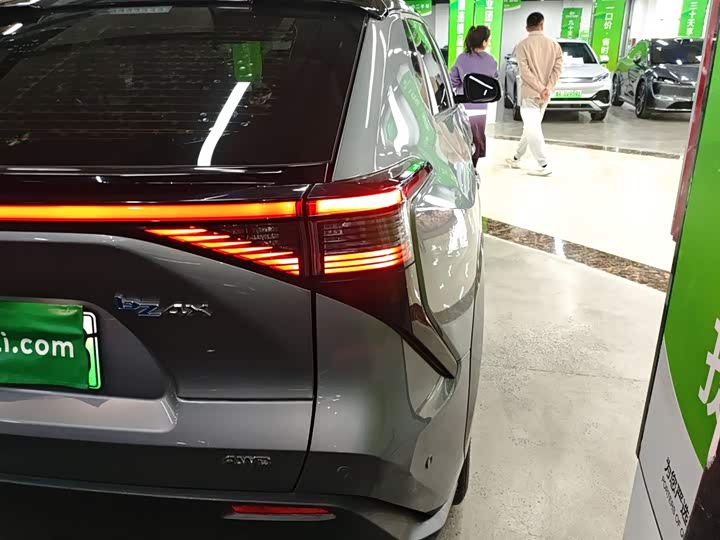 Toyota bZ4X 2022 2022款 四驱高性能PRO版