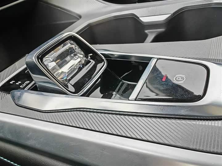 GAC Trumpchi GS3 2023 2023款 影速 270T R-STYLE版