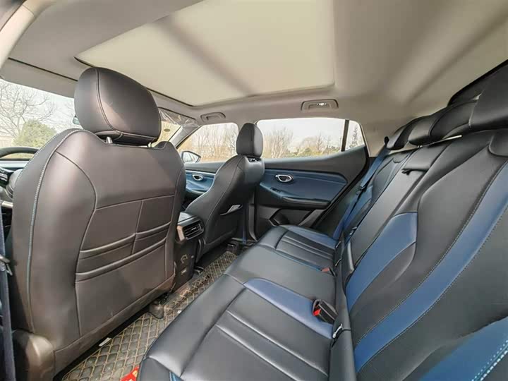 GAC Trumpchi GS3 2023 2023款 影速 270T R-STYLE版