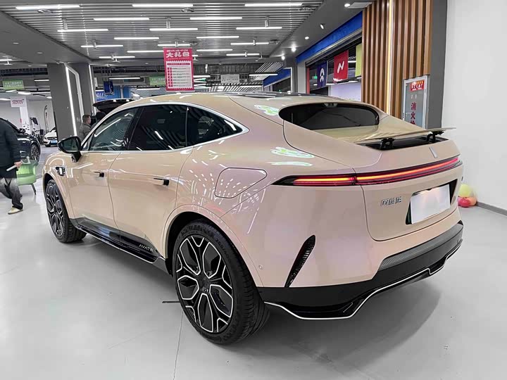 Avatr 11 2024 2024款 630 三激光后驱版