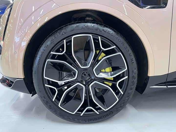 Avatr 11 2024 2024款 630 三激光后驱版