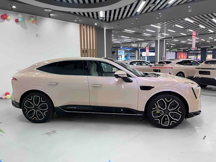 Avatr 11 2024 2024款 630 三激光后驱版