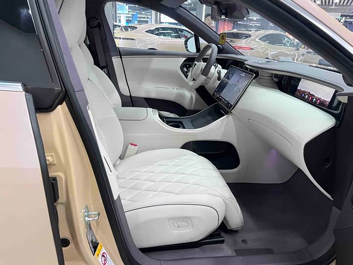 Avatr 11 2024 2024款 630 三激光后驱版