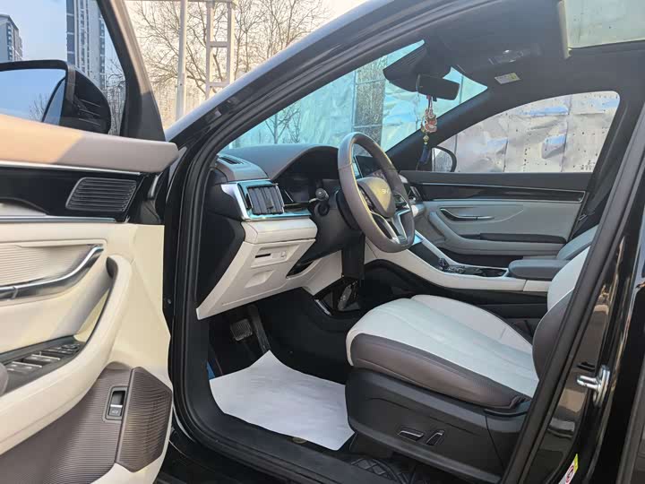 2025 BYD Song Plus Hybrid/EV