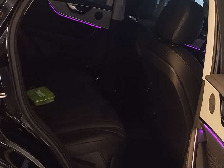 Hongqi HS5 2025 2025款 2.0T 两驱旗享Pro版