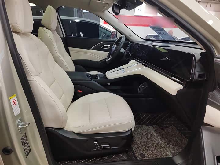 Haval Ruge Max 2023 2023款 1.5L Hi4 105 四驱智能旗舰版