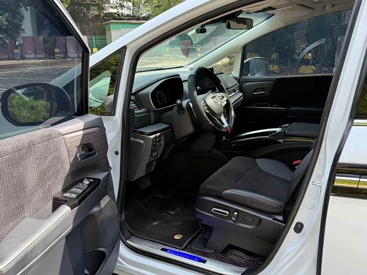 Honda Elysion 2024 2024款 2.0L e:HEV 舒适版