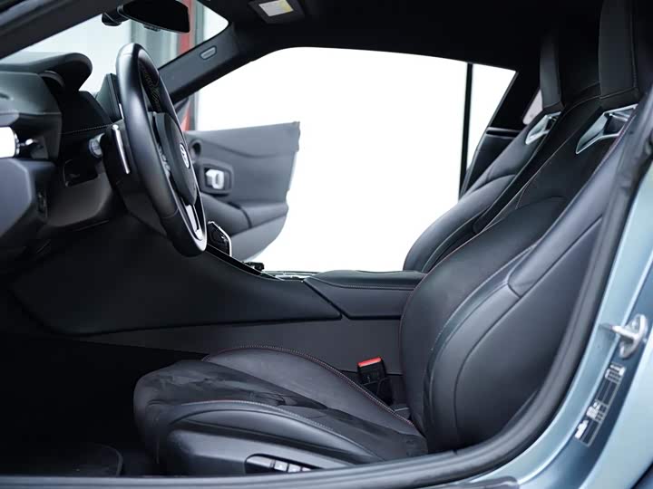 Toyota Supra 2022 2022款 GR SUPRA 3.0T 远山灰限量版