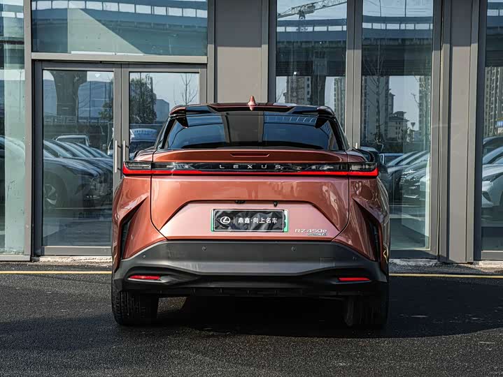 2023 Lexus RZ