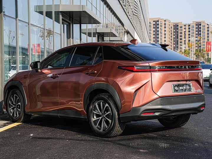 Lexus RZ 2023 2023款 450e 四驱纵享版