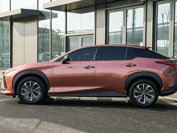 Lexus RZ 2023 2023款 450e 四驱纵享版